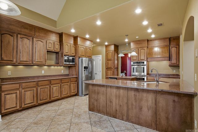 12 Victor Drive, Paragould, AR 72450