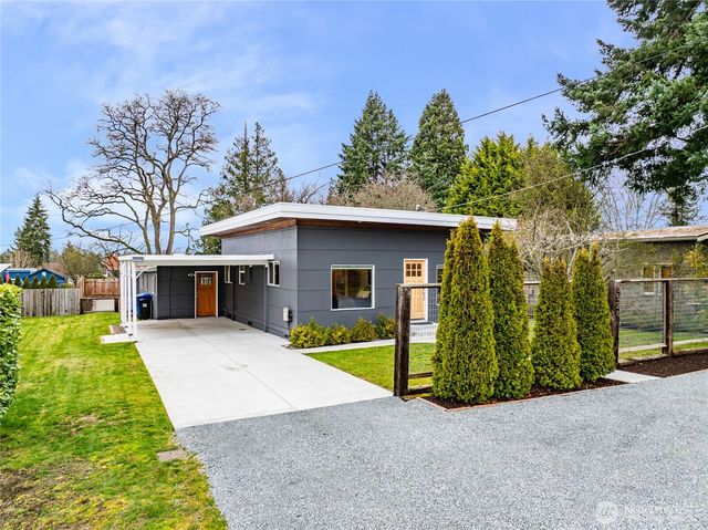 3528 SW 98th Street, Seattle, WA 98126