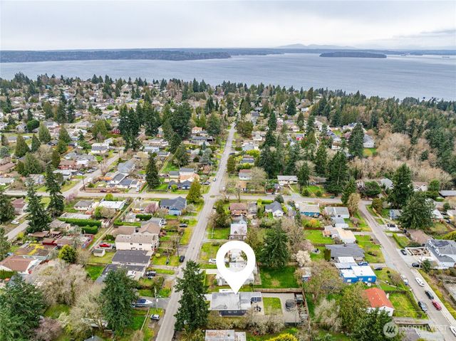 3528 SW 98th Street, Seattle, WA 98126