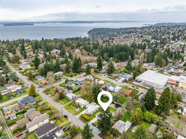 3528 SW 98th Street, Seattle, WA 98126