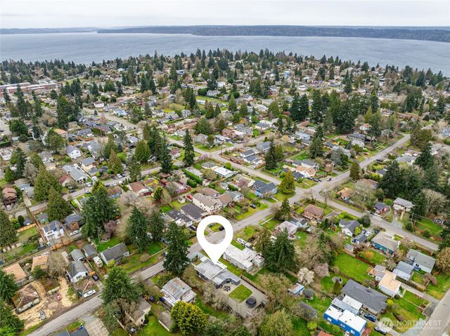 3528 SW 98th Street, Seattle, WA 98126