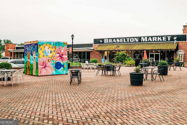 562 Winding Rose Drive, Hoschton, GA 30548