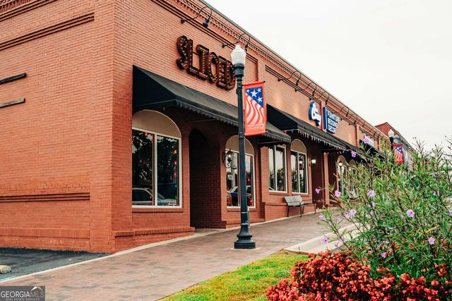 562 Winding Rose Drive, Hoschton, GA 30548