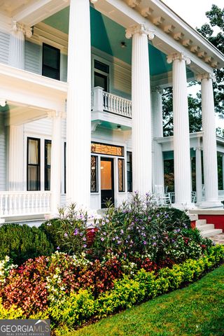 562 Winding Rose Drive, Hoschton, GA 30548