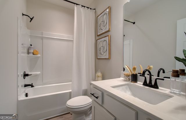 562 Winding Rose Drive, Hoschton, GA 30548