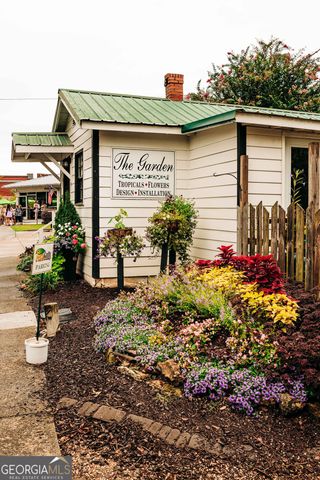 562 Winding Rose Drive, Hoschton, GA 30548