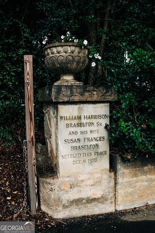 562 Winding Rose Drive, Hoschton, GA 30548