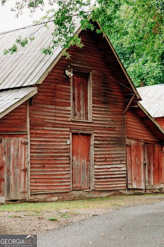 562 Winding Rose Drive, Hoschton, GA 30548