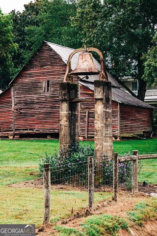 562 Winding Rose Drive, Hoschton, GA 30548