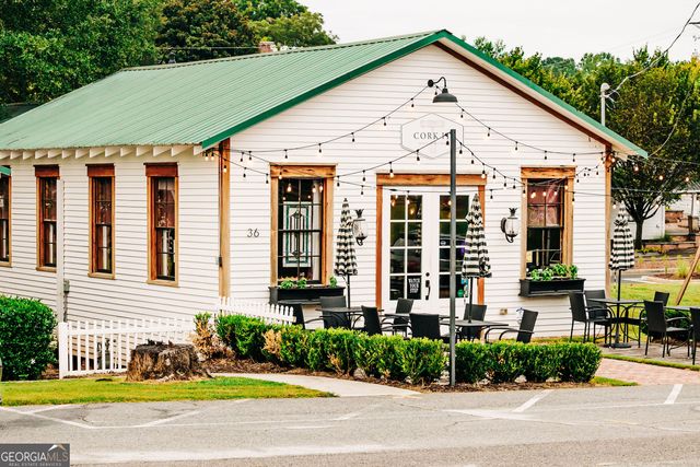 562 Winding Rose Drive, Hoschton, GA 30548