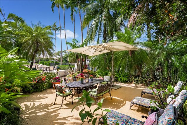 4620 Granada Blvd, Coral Gables, FL 33146