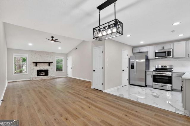 160 Running Bear Trail, Fayetteville, GA 30214