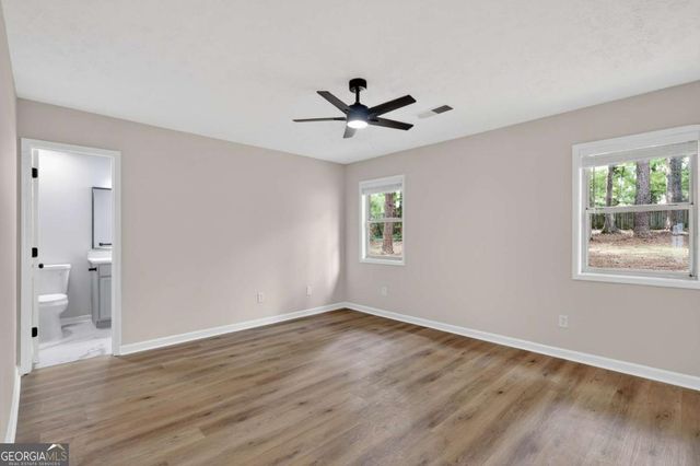 160 Running Bear Trail, Fayetteville, GA 30214