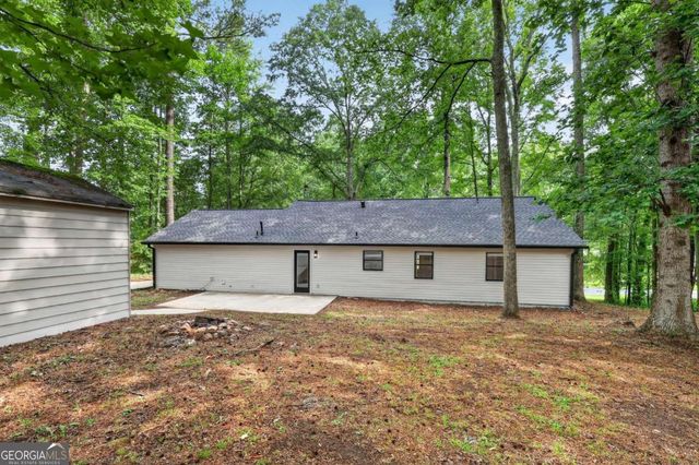 160 Running Bear Trail, Fayetteville, GA 30214
