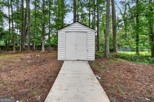 160 Running Bear Trail, Fayetteville, GA 30214