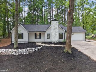 160 Running Bear Trail, Fayetteville, GA 30214