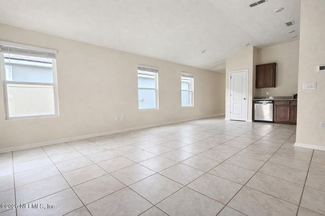 86226 MAINLINE Road, Yulee, FL 32097