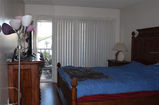 2207 BELLEAIR ROAD B11, Clearwater, FL 33764