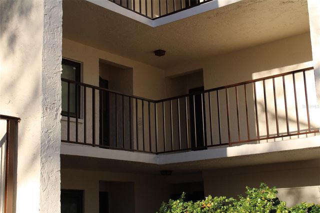 2207 BELLEAIR ROAD B11, Clearwater, FL 33764