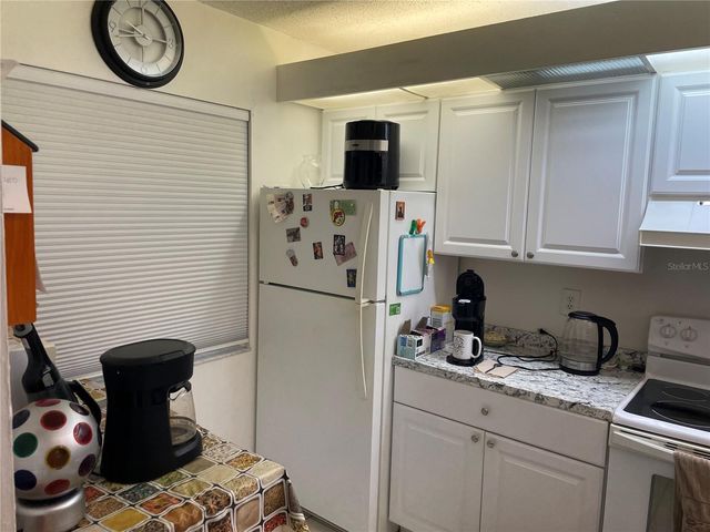 2207 BELLEAIR ROAD B11, Clearwater, FL 33764