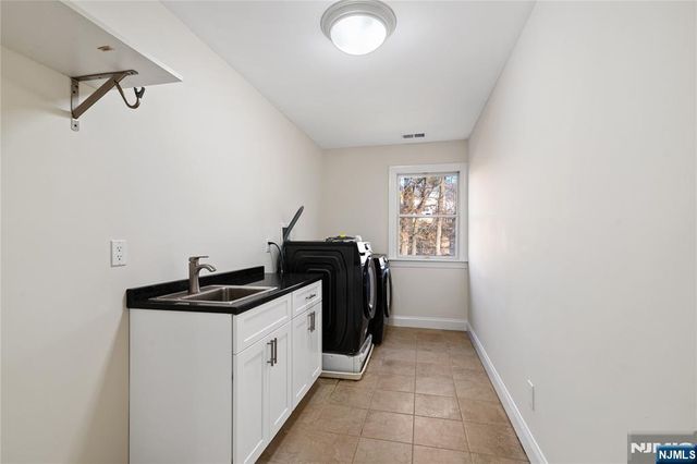 20 Grove Street, Boonton Town, NJ 07005