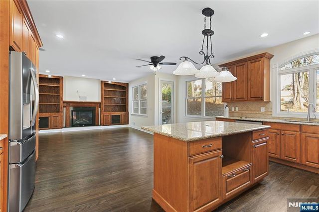 20 Grove Street, Boonton Town, NJ 07005