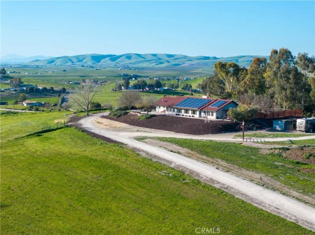 2245 Rancho Lomas Way, San Miguel, CA 93451