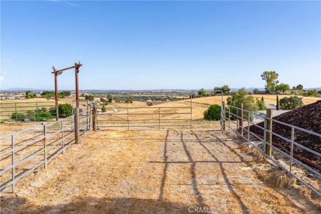 2245 Rancho Lomas Way, San Miguel, CA 93451