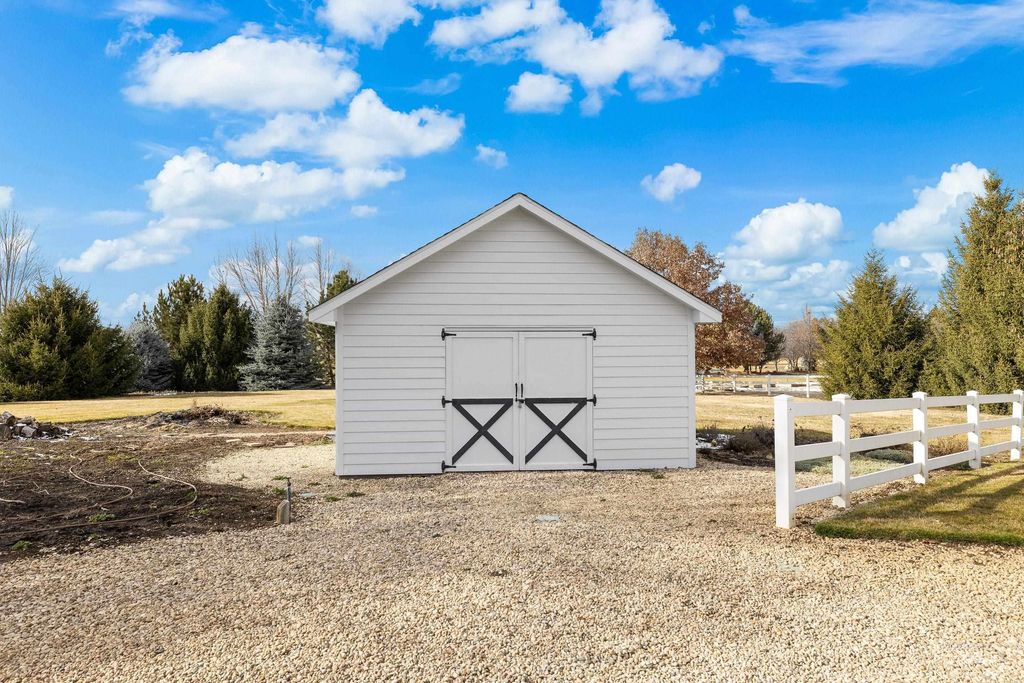 2525 N Equestrian Place, Eagle, ID 83616 photo 38