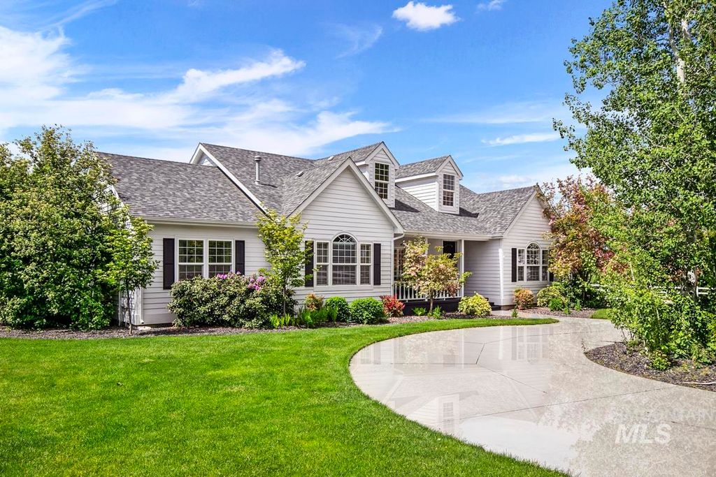 2525 N Equestrian Place, Eagle, ID 83616 photo 4