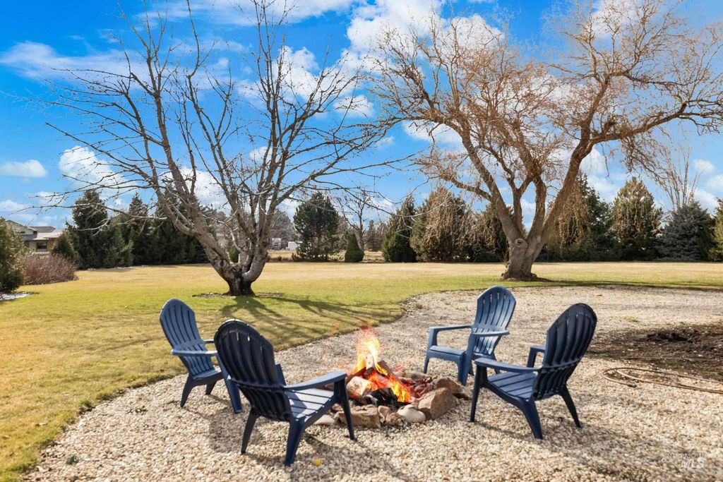 2525 N Equestrian Place, Eagle, ID 83616 photo 42