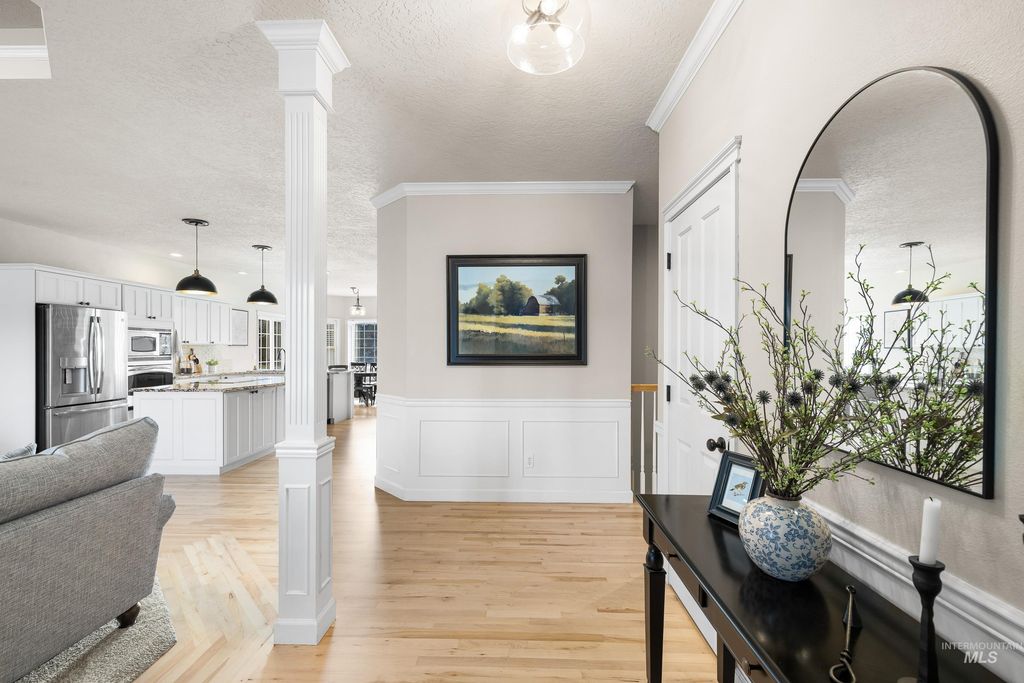 2525 N Equestrian Place, Eagle, ID 83616 photo 8