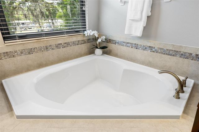 11741 ALBATROSS LANE, Riverview, FL 33569