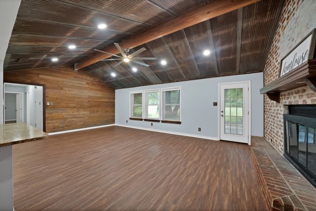 4270 Sir Lancelot Circle, Midlothian, TX 76065