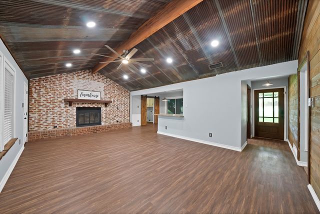 4270 Sir Lancelot Circle, Midlothian, TX 76065