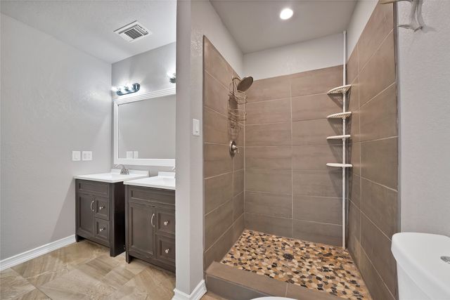 4270 Sir Lancelot Circle, Midlothian, TX 76065