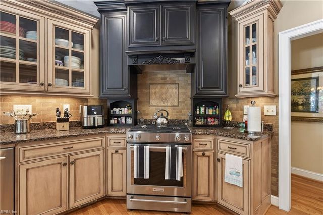 3612 Matoaka PL, Virginia Beach, VA 23452
