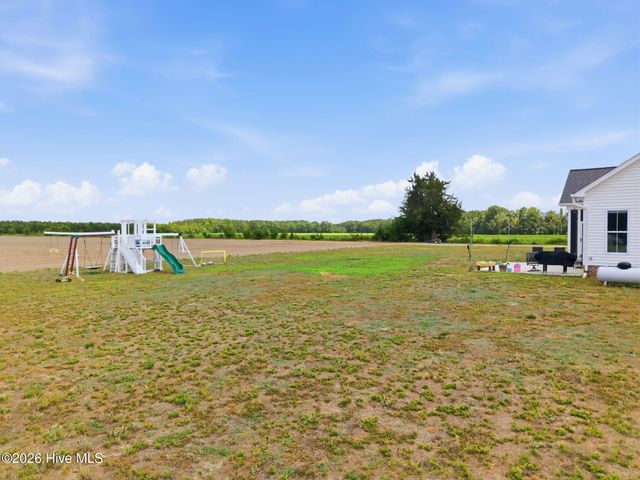 2701 Sis Mills Road, Grimesland, NC 27837