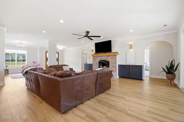 2701 Sis Mills Road, Grimesland, NC 27837