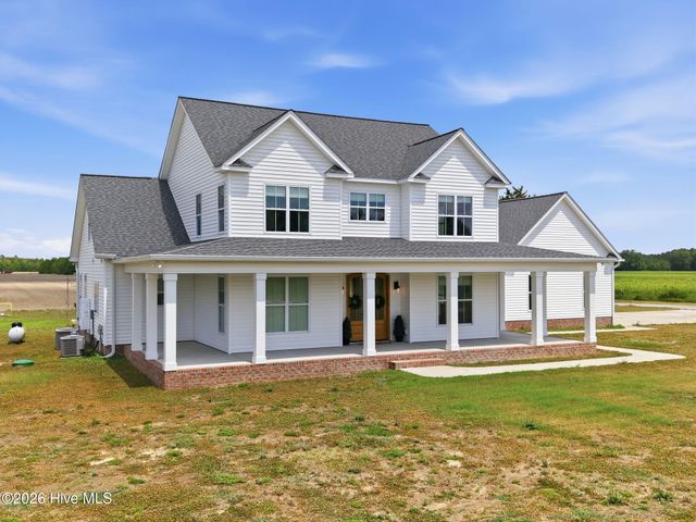 2701 Sis Mills Road, Grimesland, NC 27837