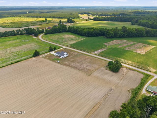 2701 Sis Mills Road, Grimesland, NC 27837