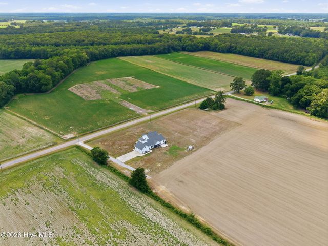 2701 Sis Mills Road, Grimesland, NC 27837