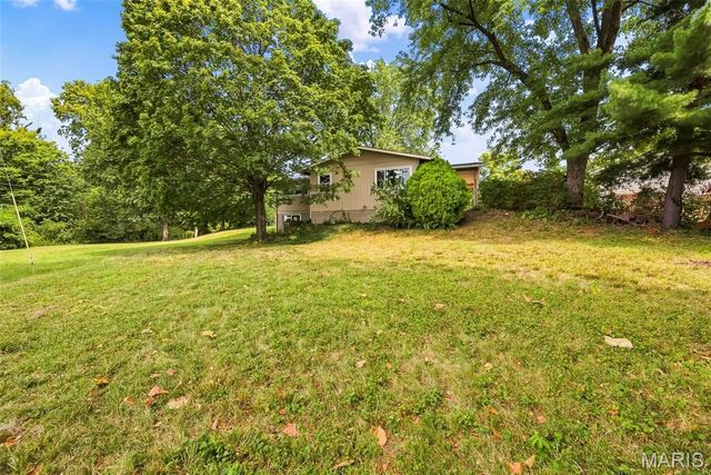 3361 Clemens Court, St Charles, MO 63301