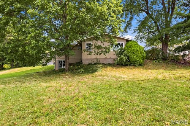 3361 Clemens Court, St Charles, MO 63301