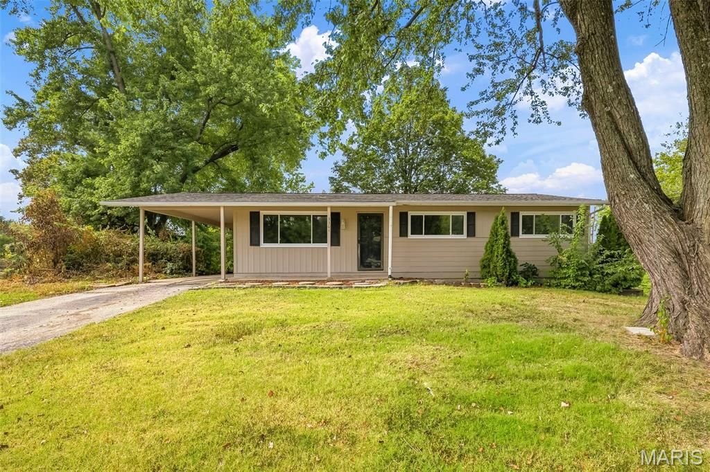 3361 Clemens Court, St Charles, MO 63301