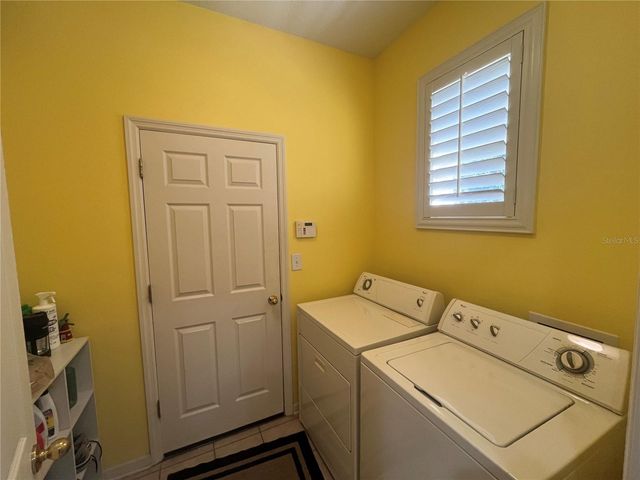 402 VICTORIA HILLS DRIVE, Deland, FL 32724