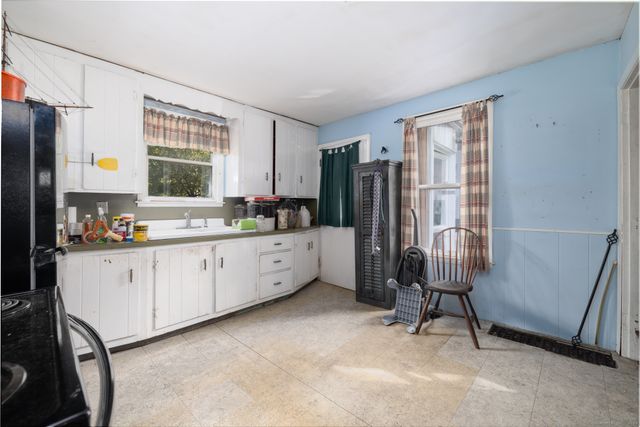 216 May Street, Naugatuck, CT 06770