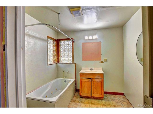 38 Grebe Ln, Como, CO 80456