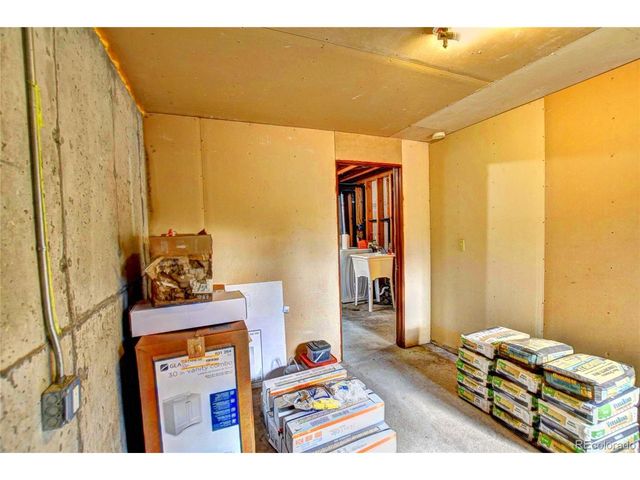 38 Grebe Ln, Como, CO 80456