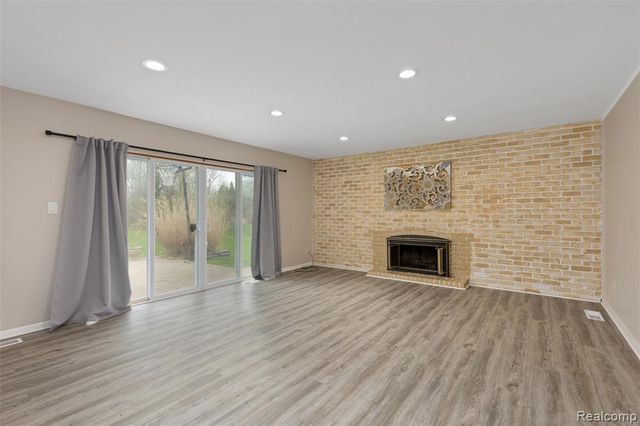 2505 Rambling Way, Bloomfield Hills, MI 48302
